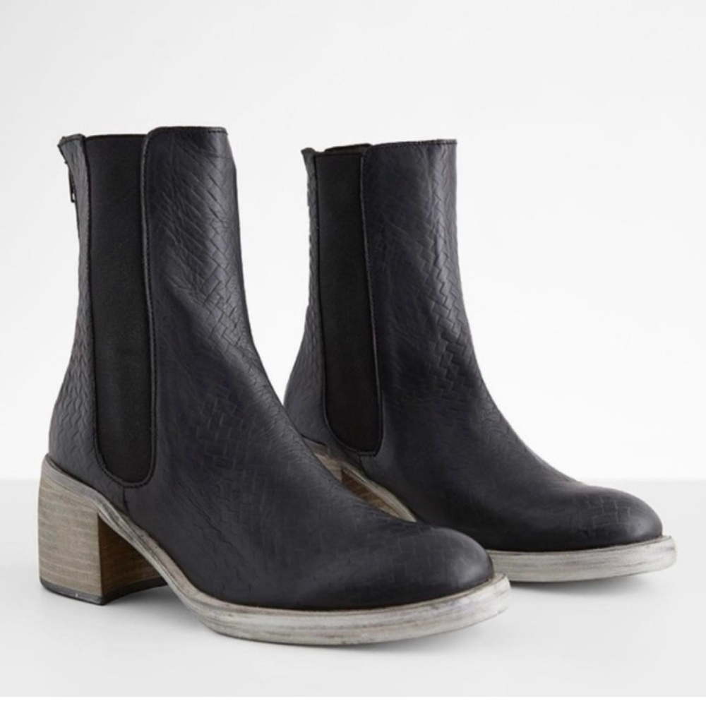 FREE PEOPLE Black Textured Ankle Boots